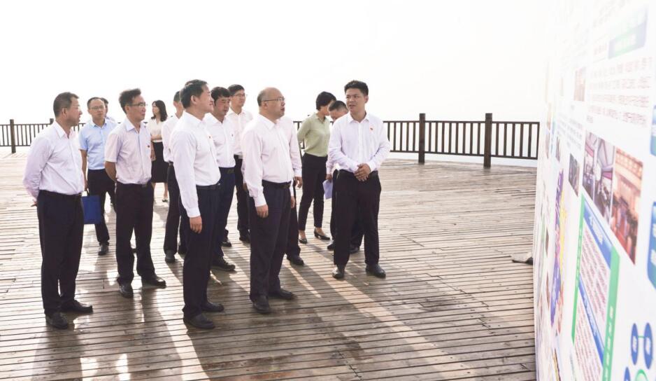 省委常委、组织部长王正谱到四川尊龙凯时集团调研指导工作