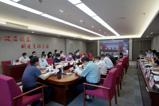 四川尊龙凯时集团召开疫情防控工作领导小组2022年第3次会议 集团党委书记、董事长、疫情防控工作领导小组第一组长任丁主持会议并讲话